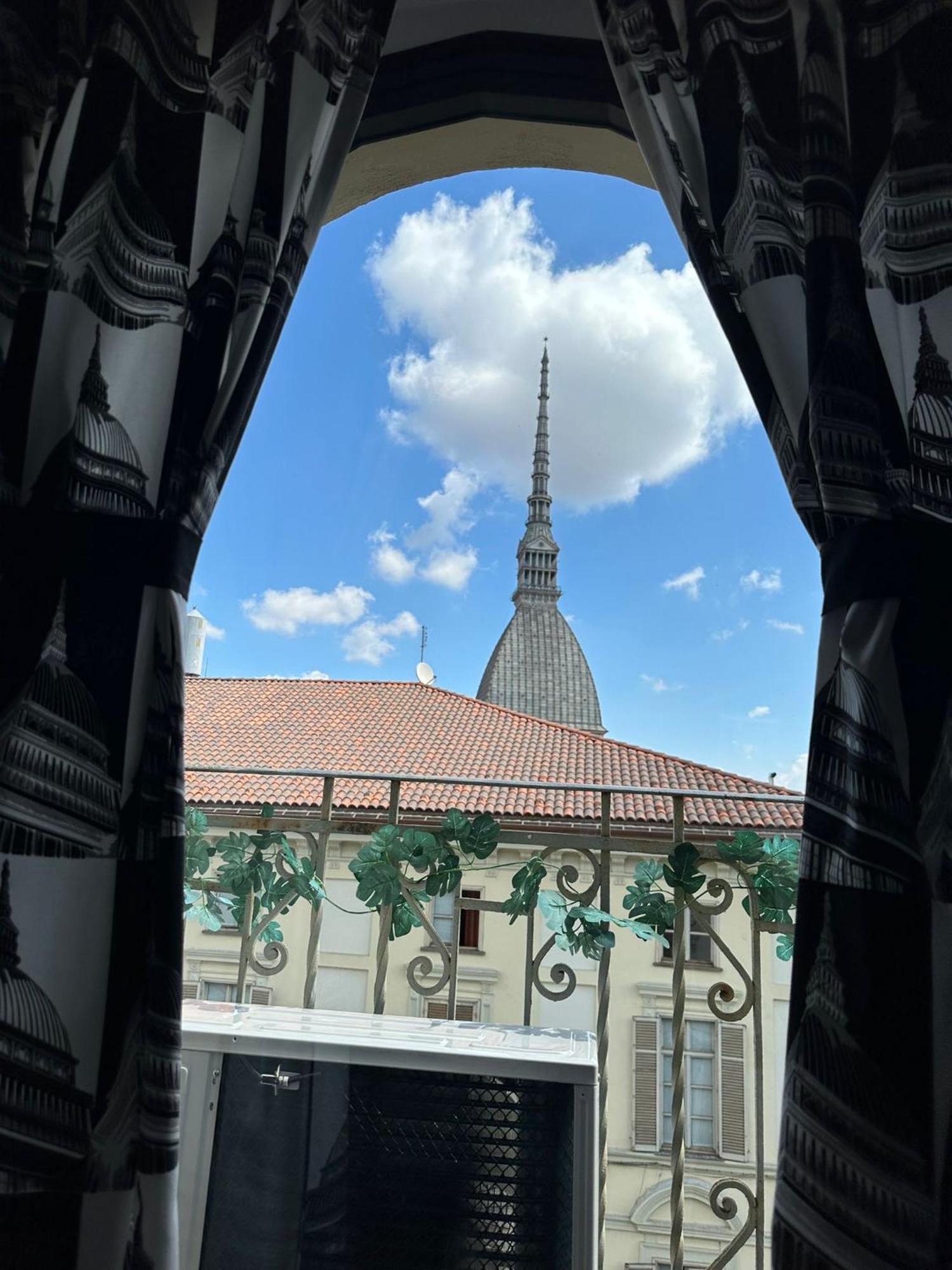 Historic Center Via Po Apartment تورينو المظهر الخارجي الصورة
